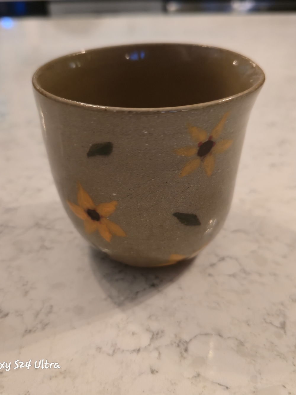 Tea Cup with Yellow Floral Print - Picture 4 of 7